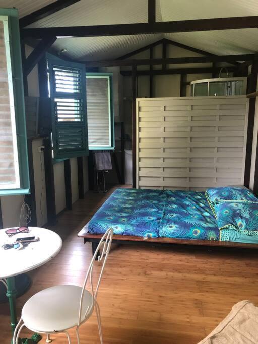 Charmant Bungalow Avec Piscine Saint-Joseph Dış mekan fotoğraf